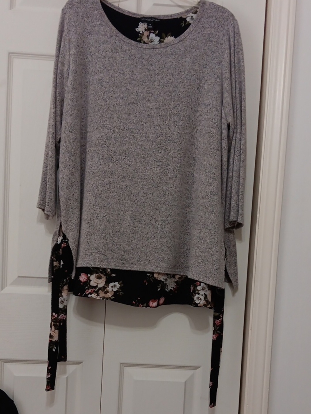 Signature Studio Black Knit Top with Gray Floral Accent